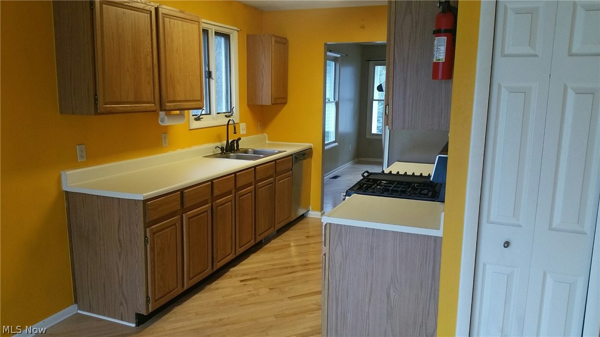 Whitehall East Twnhms - Residential