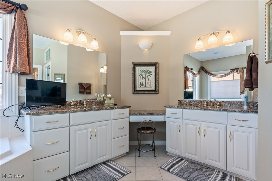 5027 Shady Crest Avenue, Massillon, Ohio image 23