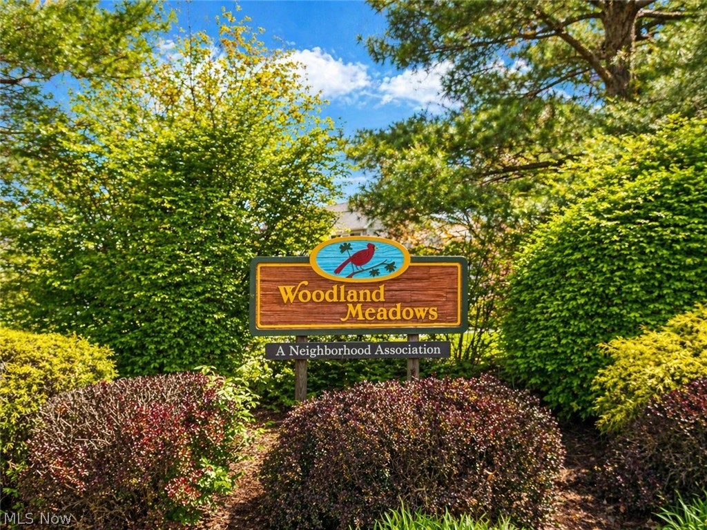 6733 Meadowood Drive