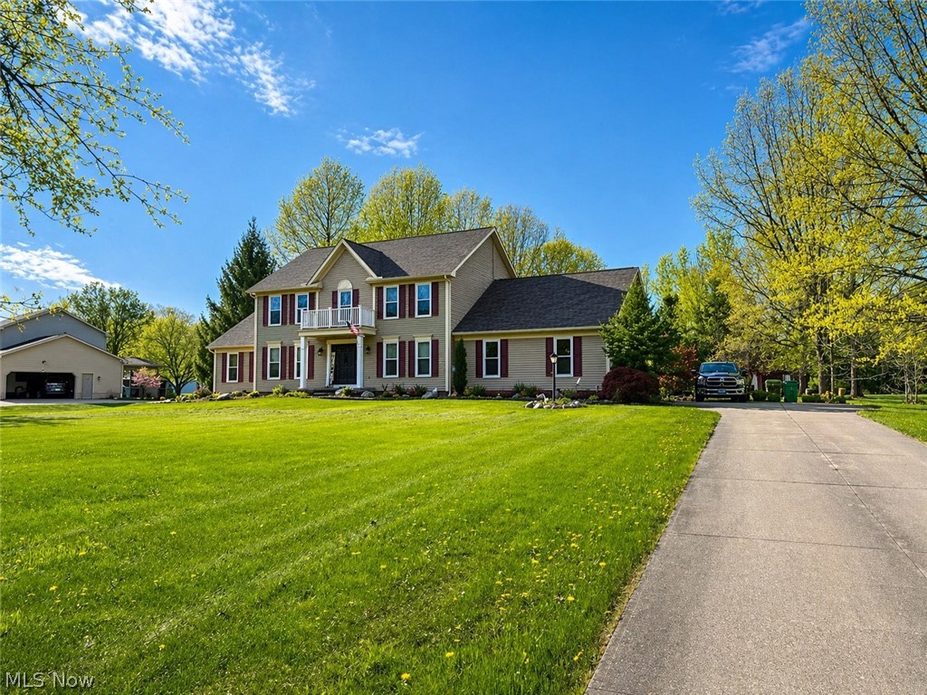 6733 Meadowood Drive