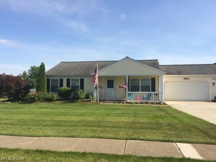 Well maintained ranch condominium with vaulted great room in highly sought-after Farmington Meadows. Pella decorative windows throughout, decorator carpeting, central air and heat, Nature Stone on front porch and back covered patio, tile kitchen and bath, 2 car attached garage, and pull-down attic. All freshly painted in 2015 and all appliances stay including brand new Whirlpool washer (2015), Whirlpool dryer (2017), and Whirlpool dishwasher (2017). Extremely reasonable HOAs cover snow removal, landscaping, roof, siding, sidewalk maintenance, and more! Nothing to do here but move in and enjoy this beautiful home and neighborhood!