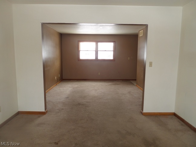 Tod Woods 03 Chickerneo - Residential