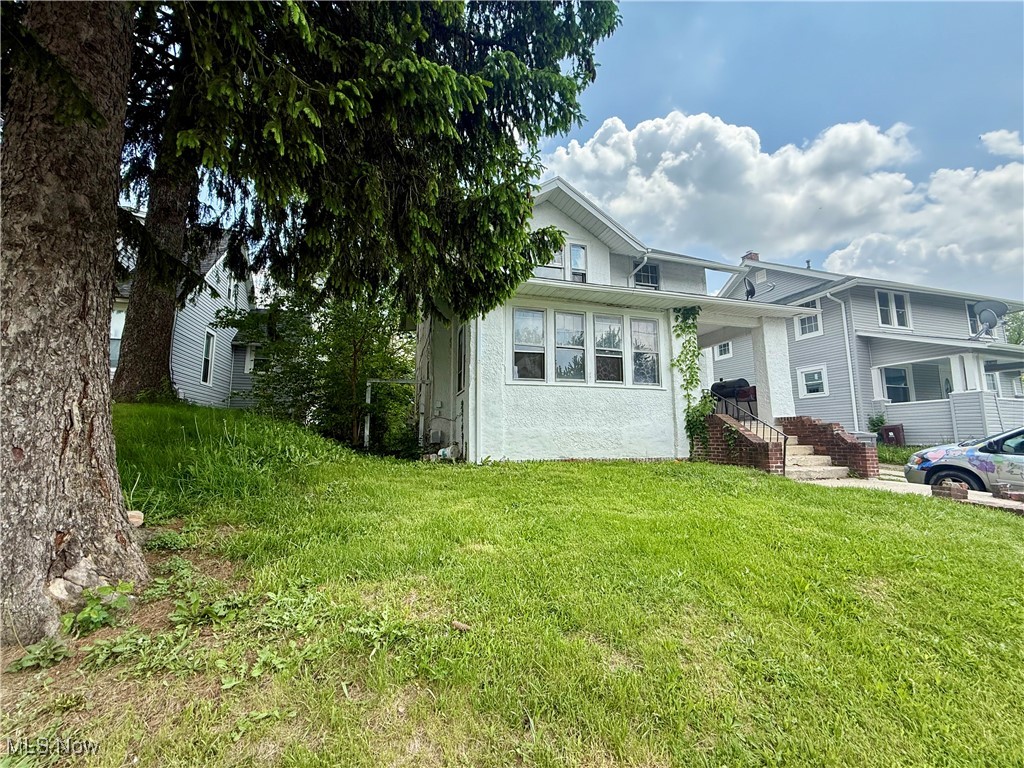 327 Garfield Avenue, Lima, Ohio image 2
