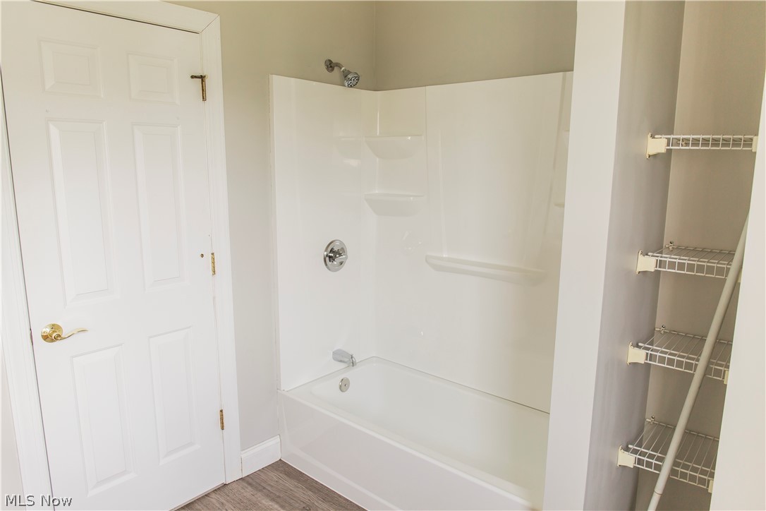 Woods Of Burlington Sub - Residential