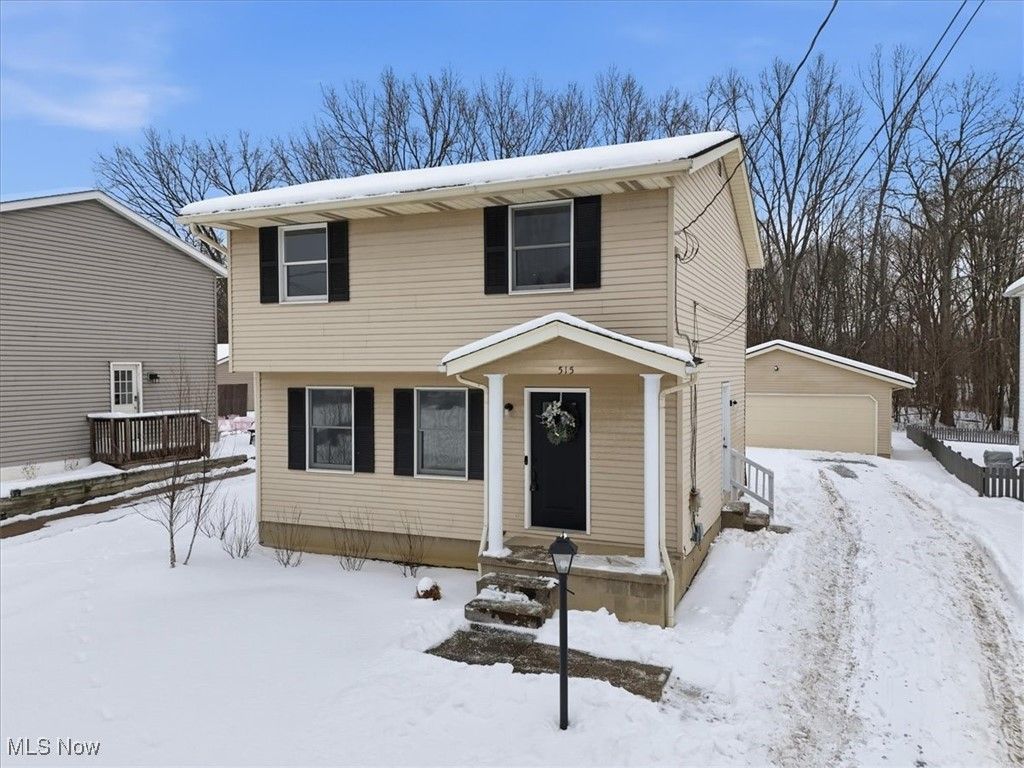 Photo of 515 Taylor Avenue, Akron, OH 44312 (MLS # 5185192)