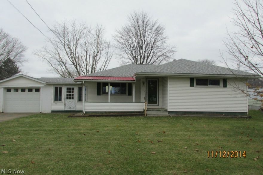 This is a Fannie Mae Homepath property. Three bedroom, one bath ranch style home on the edge of town. One car garage attached to the home by a breezeway. Full basement. Hardwood floors throughout that could easily be refinished. Large fenced yard. All offers from owner occupants must include the signed owner occupant certification which is attached. Agents, please see Broker comments.