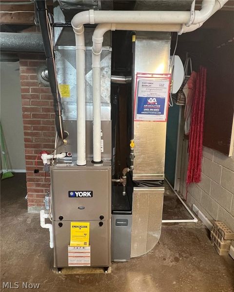 Tiny photo for 2465 Dentzler Road, Parma, OH 44134 (MLS # 5188958)