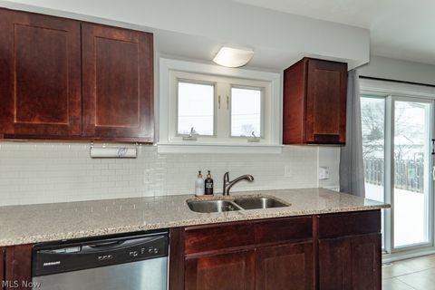 Tiny photo for 2465 Dentzler Road, Parma, OH 44134 (MLS # 5188958)