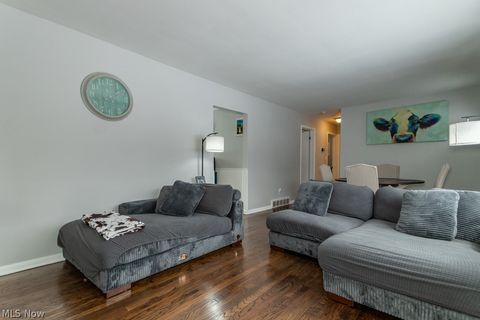 Tiny photo for 2465 Dentzler Road, Parma, OH 44134 (MLS # 5188958)