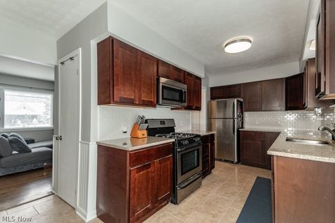 Tiny photo for 2465 Dentzler Road, Parma, OH 44134 (MLS # 5188958)