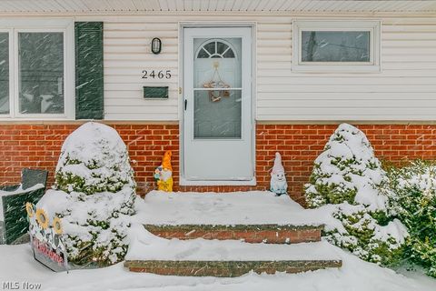 Tiny photo for 2465 Dentzler Road, Parma, OH 44134 (MLS # 5188958)