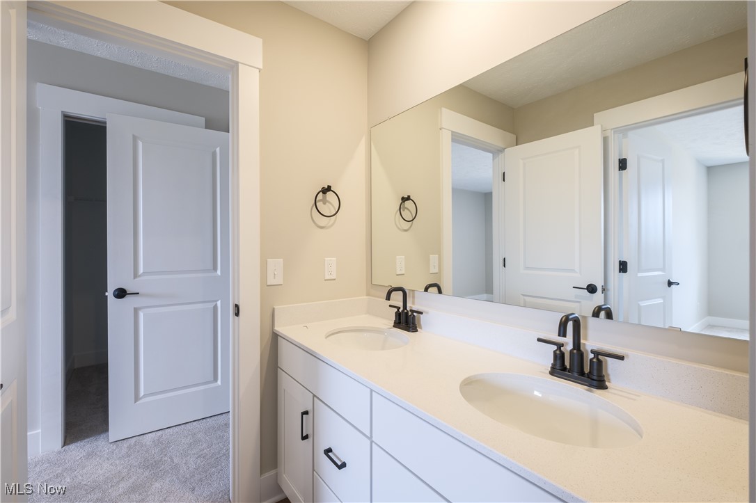 Lakes of Orange - Residential