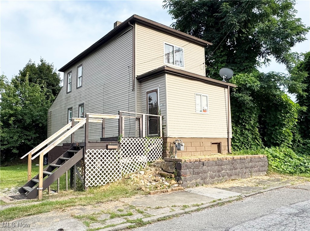 Discover an investment opportunity with this fixer-upper, perfect for savvy investors looking to unlock potential. This property is brimming with possibilities and awaits your creative vision to transform it into a stunning residence. With a little TLC, you can enhance its charm and value, making it an ideal project for those ready to roll up their sleeves. Don't miss your chance to capitalize on this promising venture-seize the opportunity today!