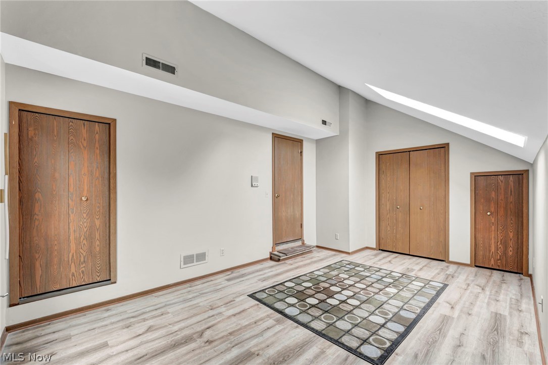 Lofts Condo - Residential