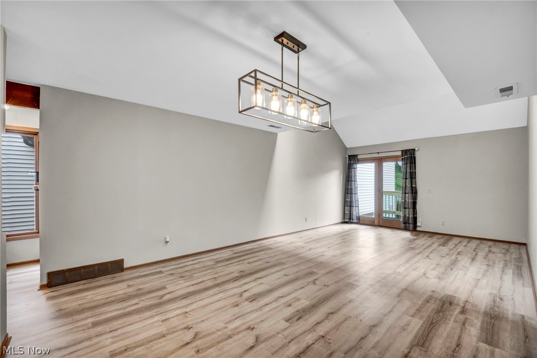 Lofts Condo - Residential