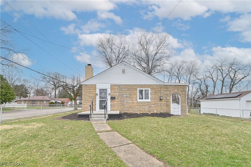 Introducing this charming ranch style home with modern updates! This 2 bedroom, 2 full bath home features a finished basement that can be used as a bedroom or additional living space. The property boasts all new electrical wiring & panel box, plumbing & waterproofing, a new AC unit, and stainless steel appliances.
This home has a fenced-in corner lot with a detached 1 car garage, this home is perfect for those seeking comfort and convenience. Don't miss out on the opportunity to make this your dream home! Contact me today to schedule a viewing of this amazing home