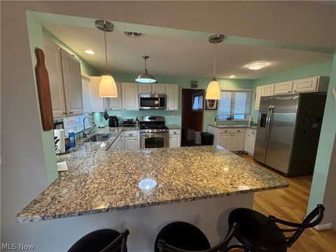 Tiny photo for 2545 Buckhurst Drive, Beachwood, OH 44122 (MLS # 5187590)