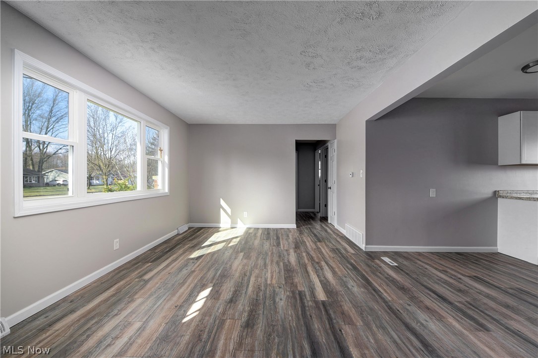 Manning & Campbell Sec 08 - Residential