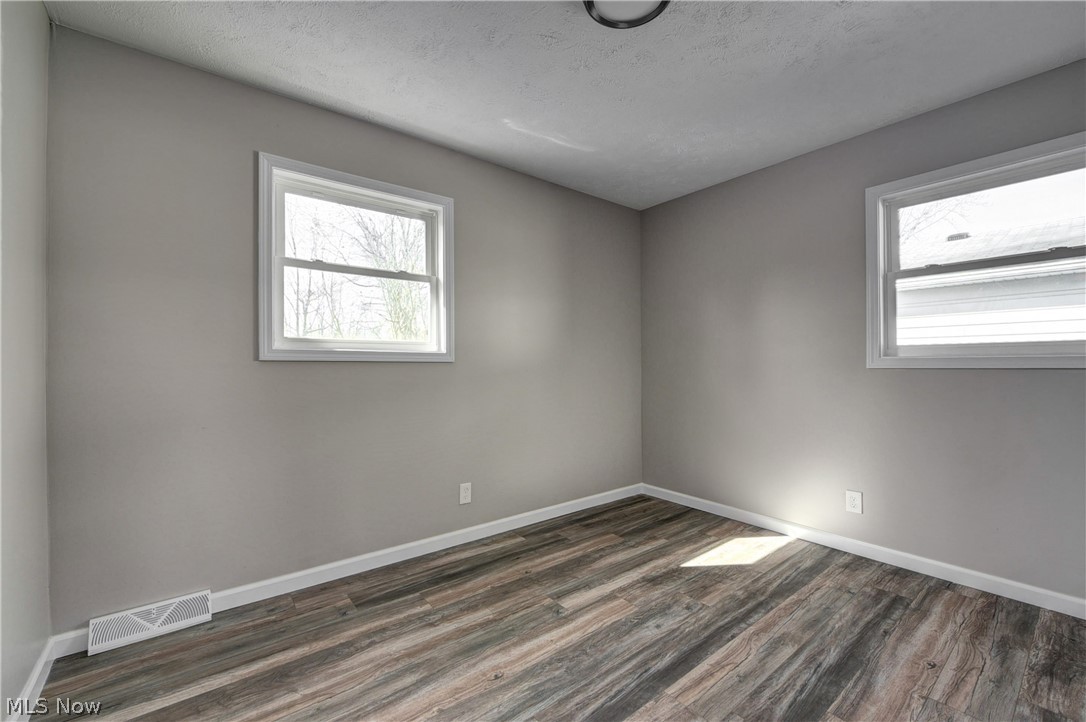 Manning & Campbell Sec 08 - Residential