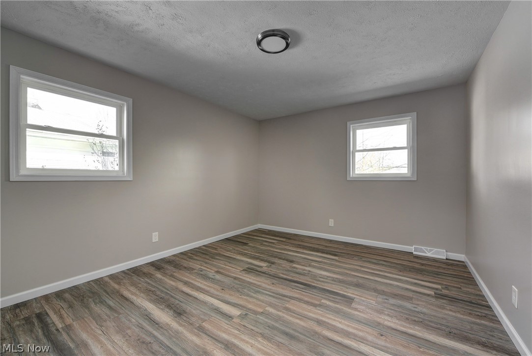 Manning & Campbell Sec 08 - Residential