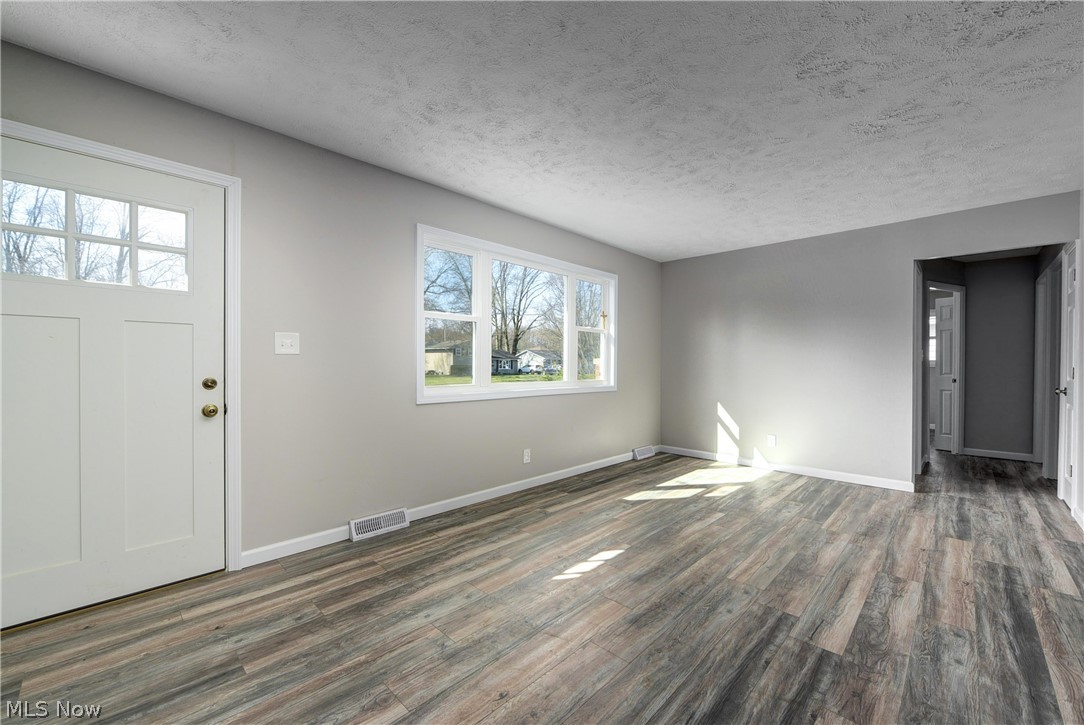 Manning & Campbell Sec 08 - Residential