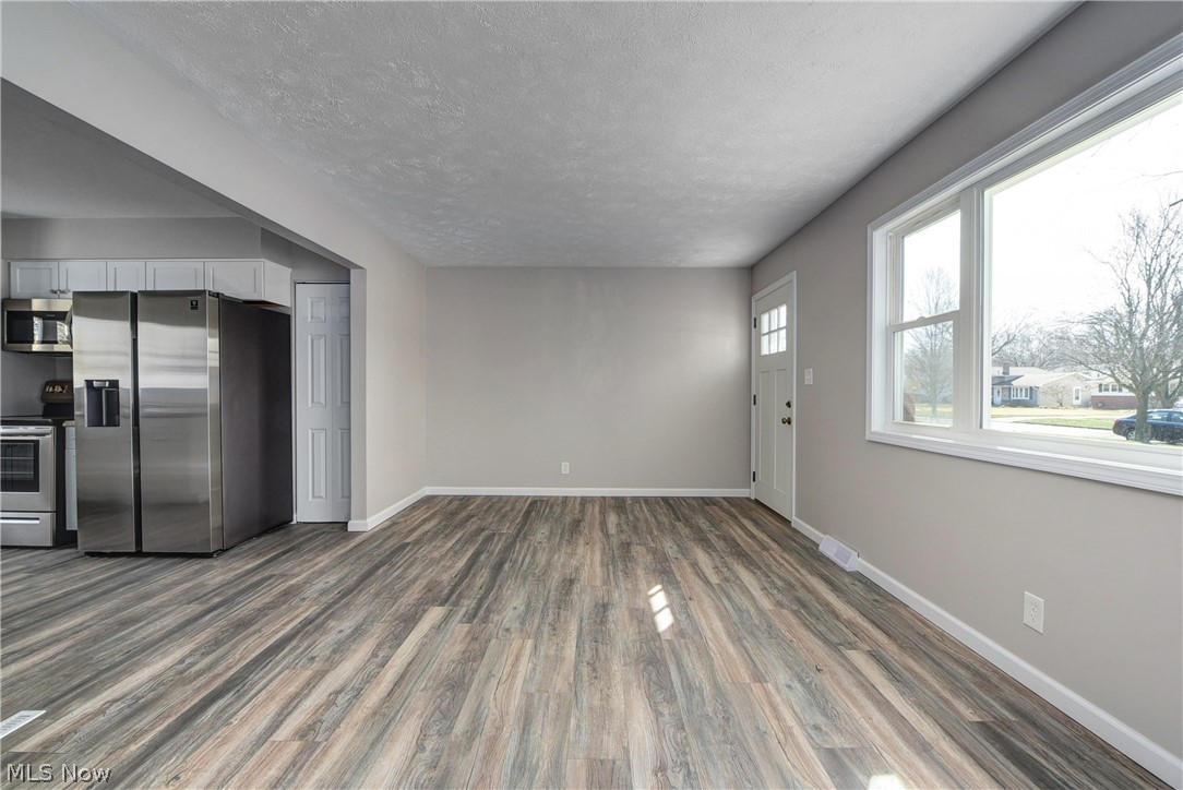 Manning & Campbell Sec 08 - Residential