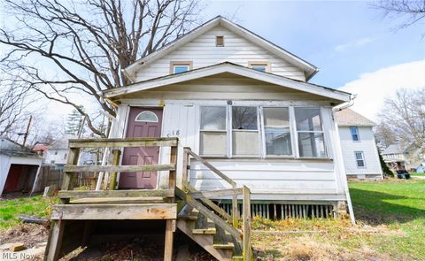 318 11th Street Elyria OH 44035