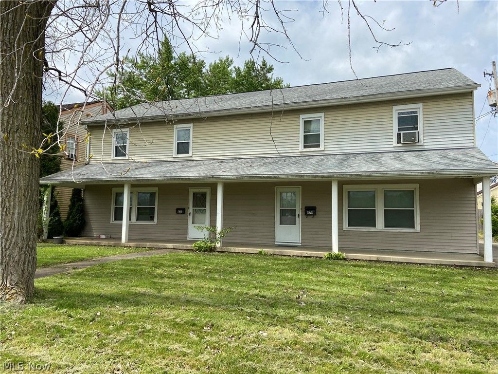Photo of 877 Arden Avenue, Berea, OH 44017 (MLS # 5206930)