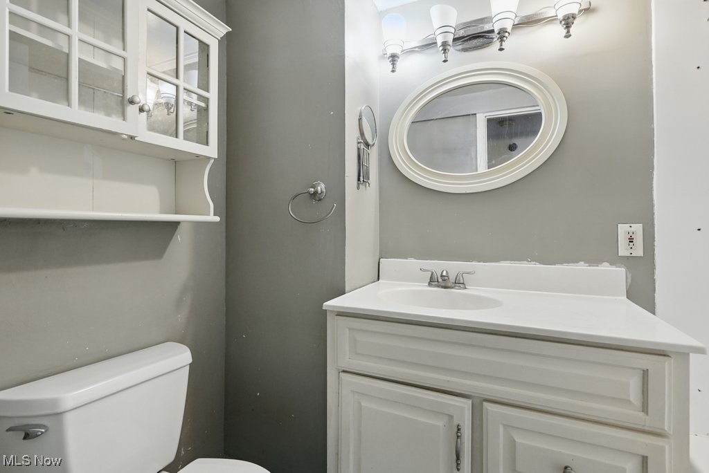 Chagrin Falls, Ohio 44022, United States, 3 Bedrooms Bedrooms, ,3 BathroomsBathrooms,Residential,Pending,147714