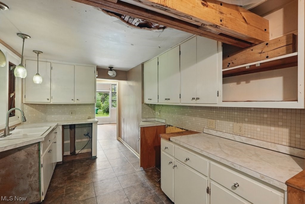 Chagrin Falls, Ohio 44022, United States, 3 Bedrooms Bedrooms, ,3 BathroomsBathrooms,Residential,Pending,147714