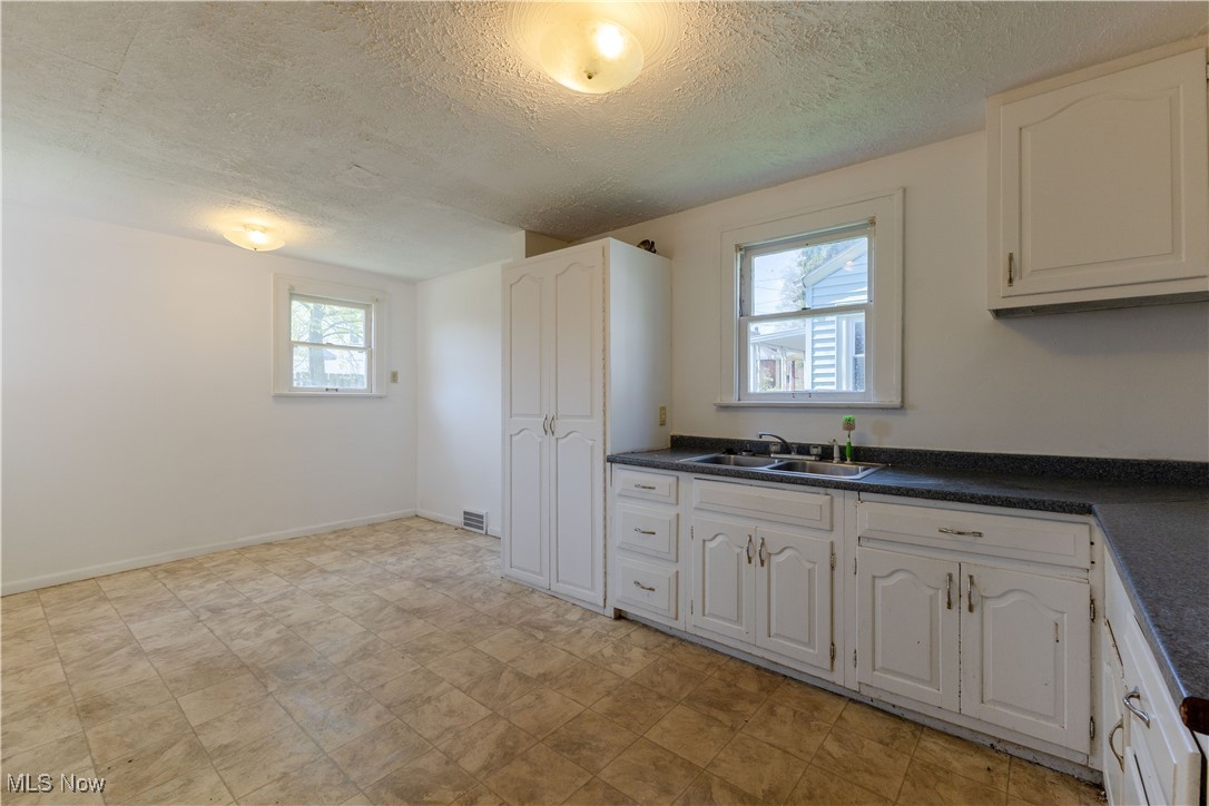 217 Outlook Avenue, Youngstown, Ohio image 9