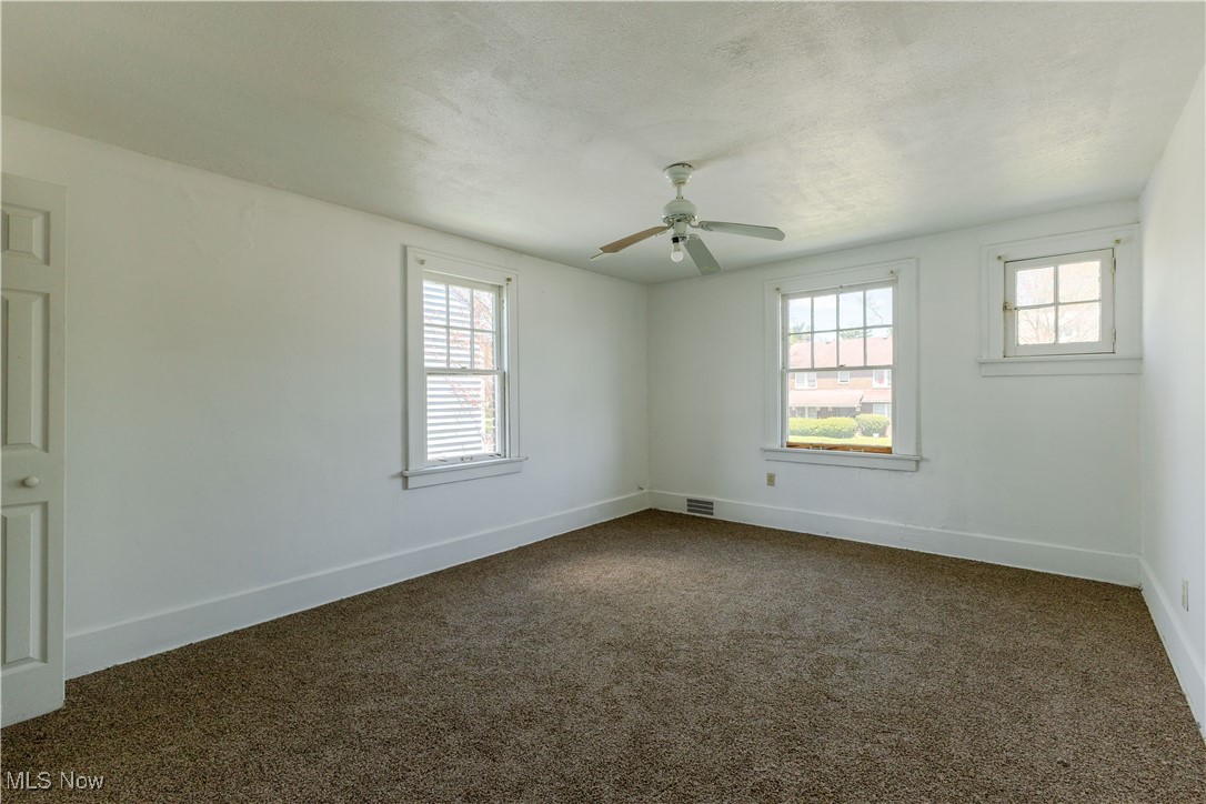 217 Outlook Avenue, Youngstown, Ohio image 14