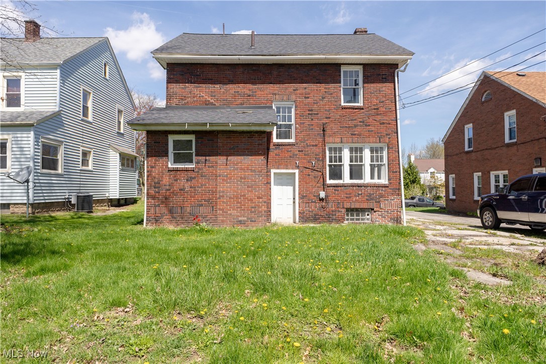 217 Outlook Avenue, Youngstown, Ohio image 24