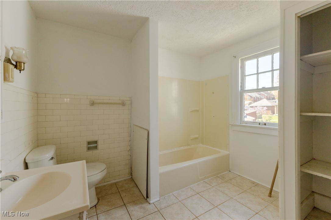217 Outlook Avenue, Youngstown, Ohio image 12