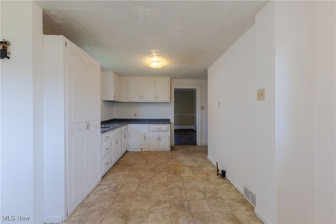 217 Outlook Avenue, Youngstown, Ohio image 10