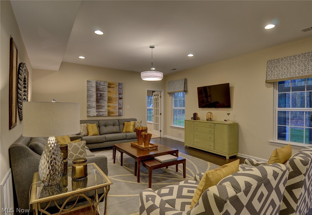 Hunting Meadows - Residential