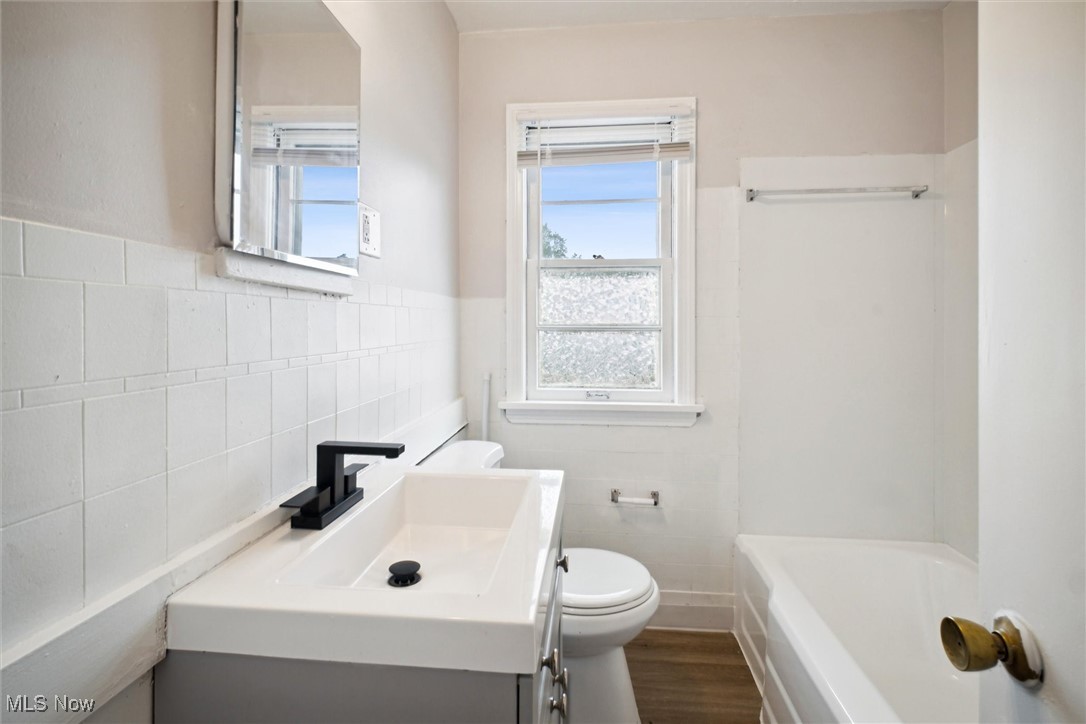 Rosel Guarantee Realty Co - Residential Lease