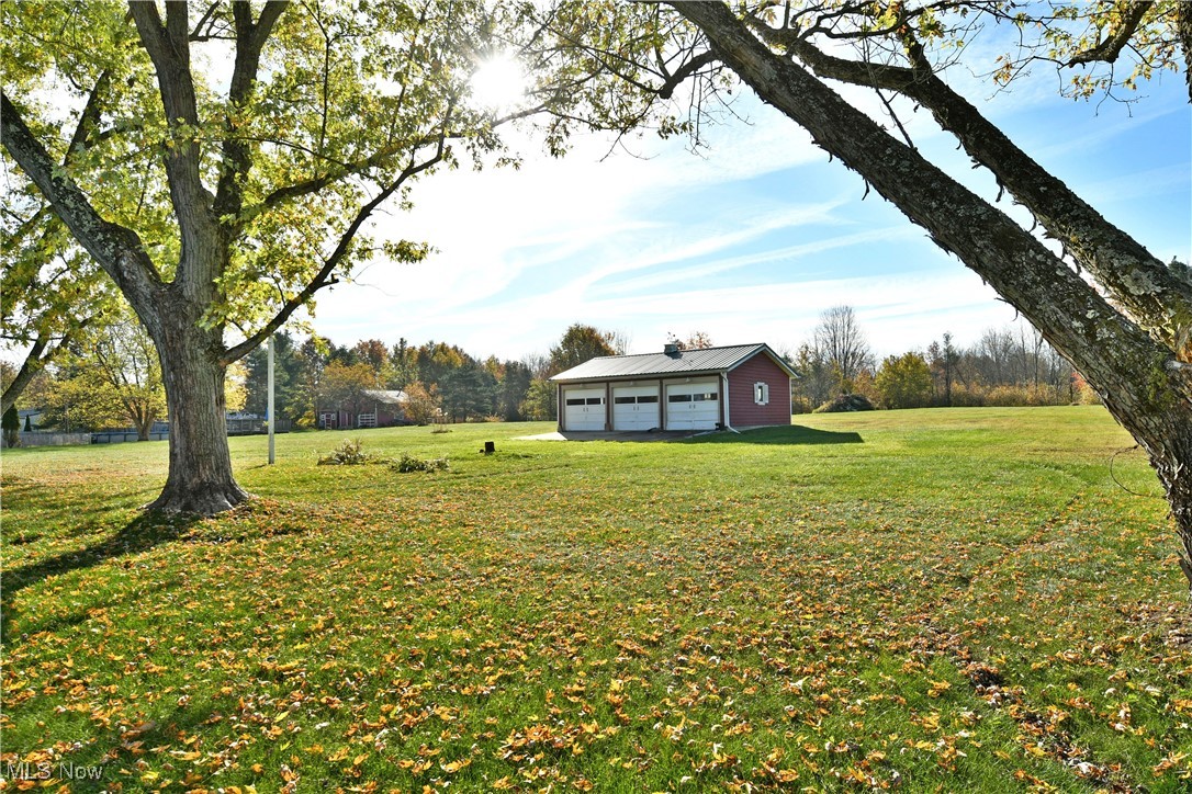 3465 Helsey Fusselman Road, Southington, Ohio image 5