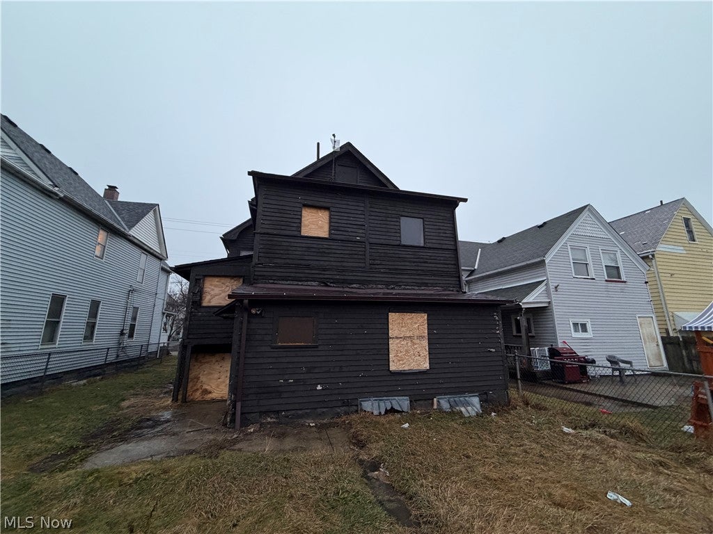 3185 W 58th Street