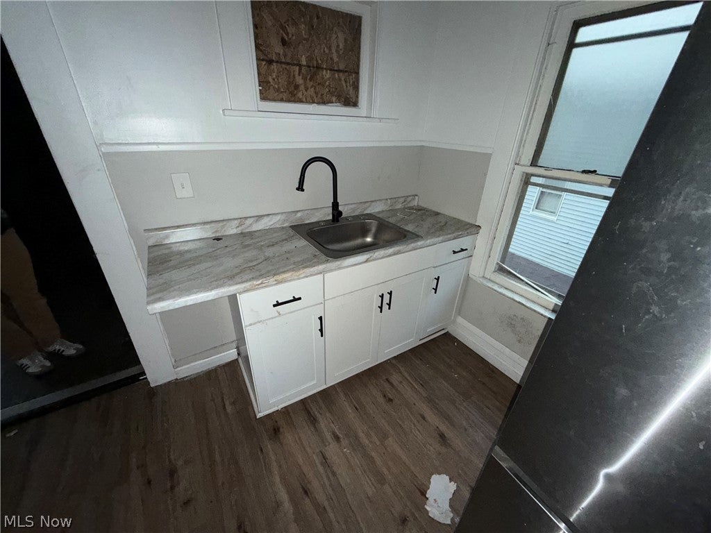 3185 W 58th Street