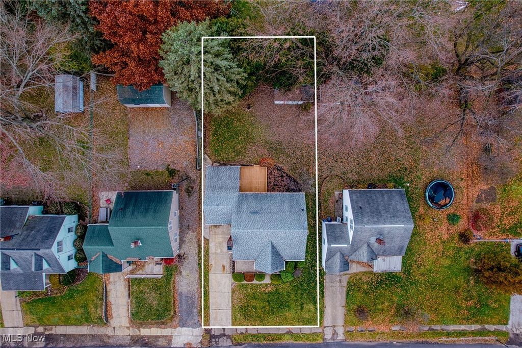 Photo of 2803 Daleford Avenue NE, Canton, OH 44705 (MLS # 5173845)