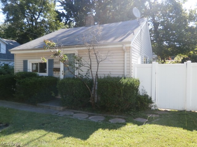 Loseys Chas - Residential