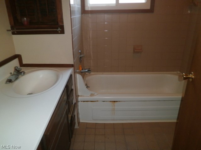 Loseys Chas - Residential