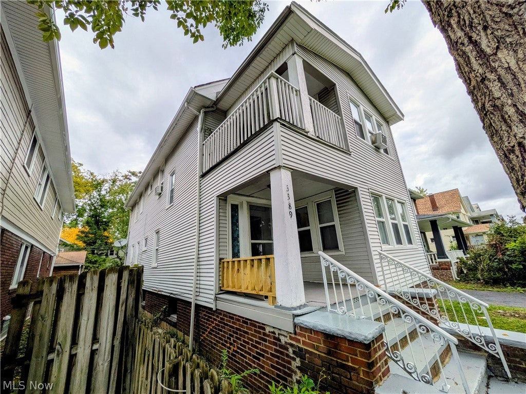 3389 DESOTA Avenue