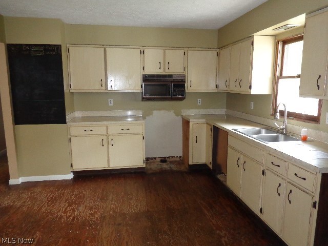 Wayne Hills Estate - Residential