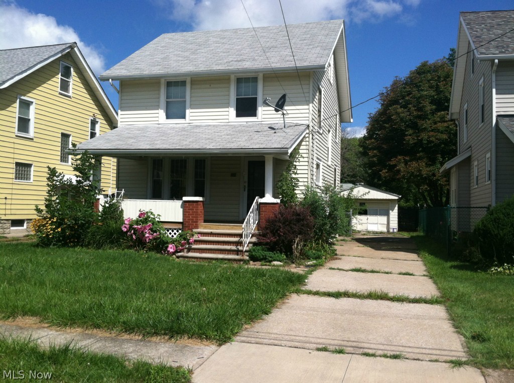 Bank owned foreclosure. Selling as is. In great condition!