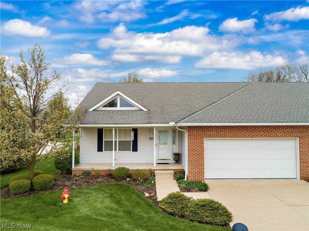 St Andrews Condos - Residential