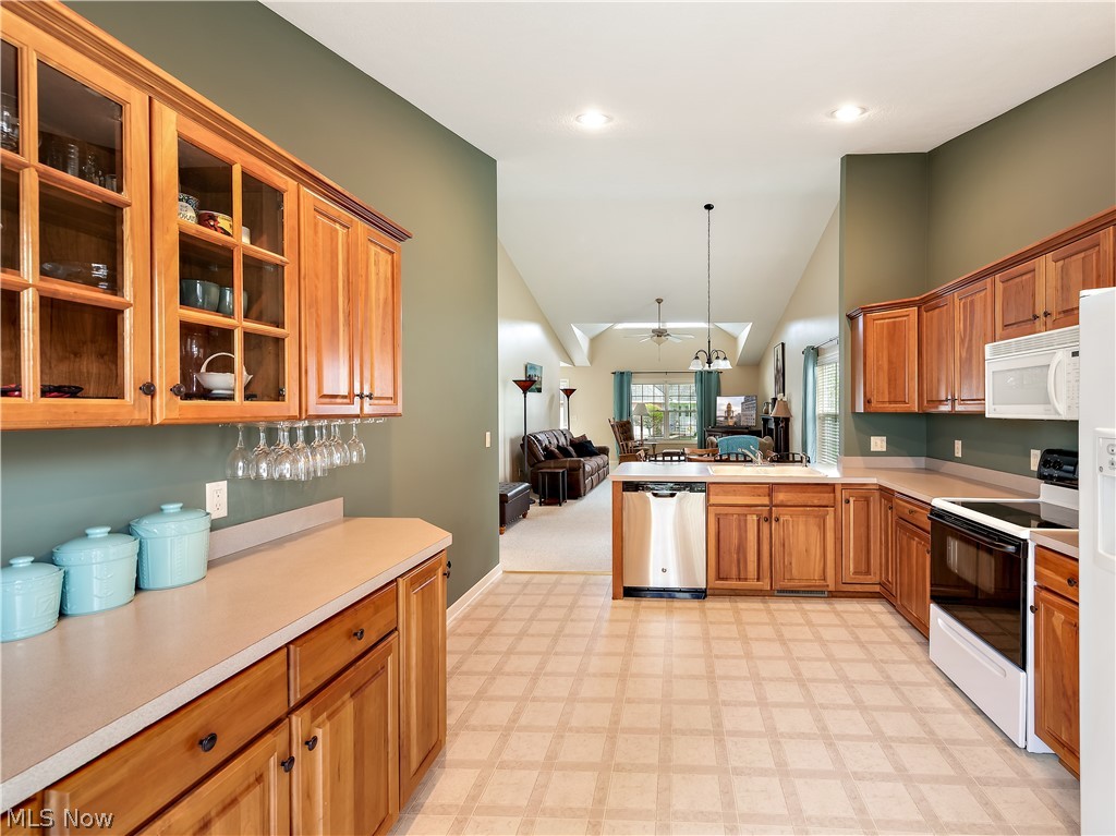 St Andrews Condos - Residential