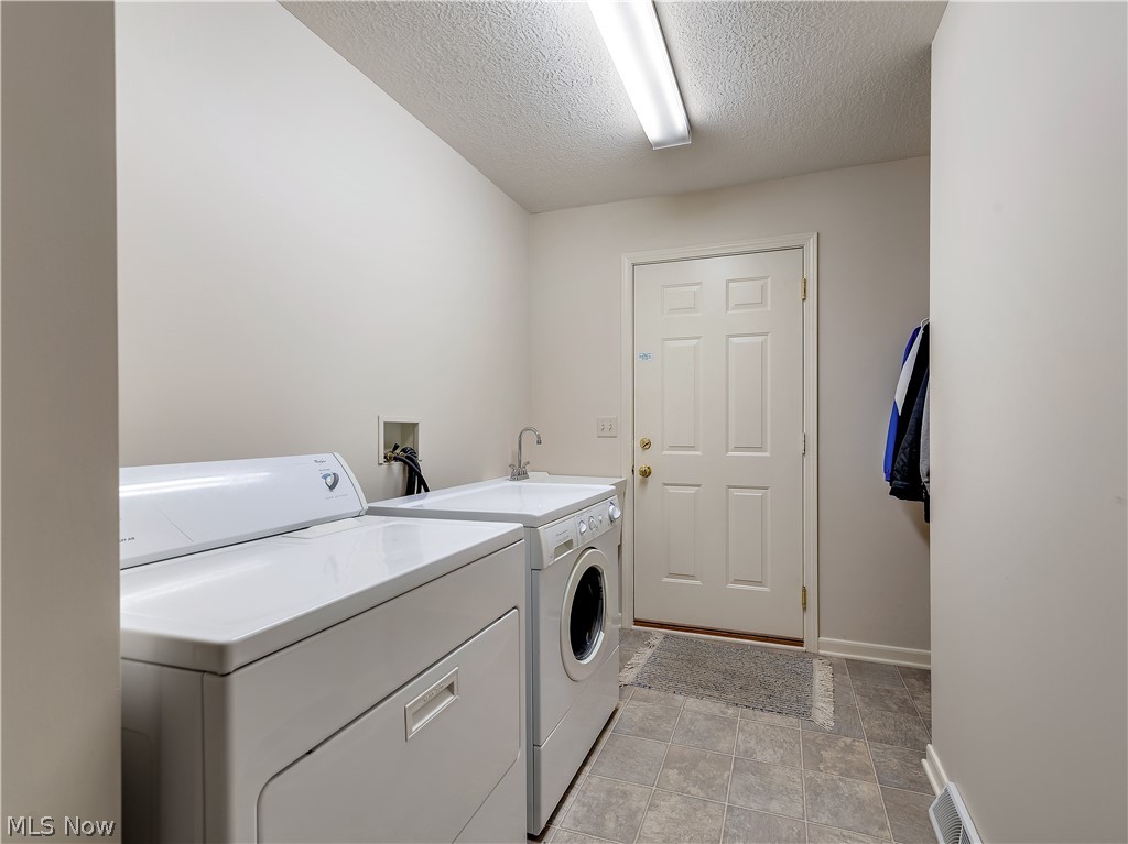 St Andrews Condos - Residential