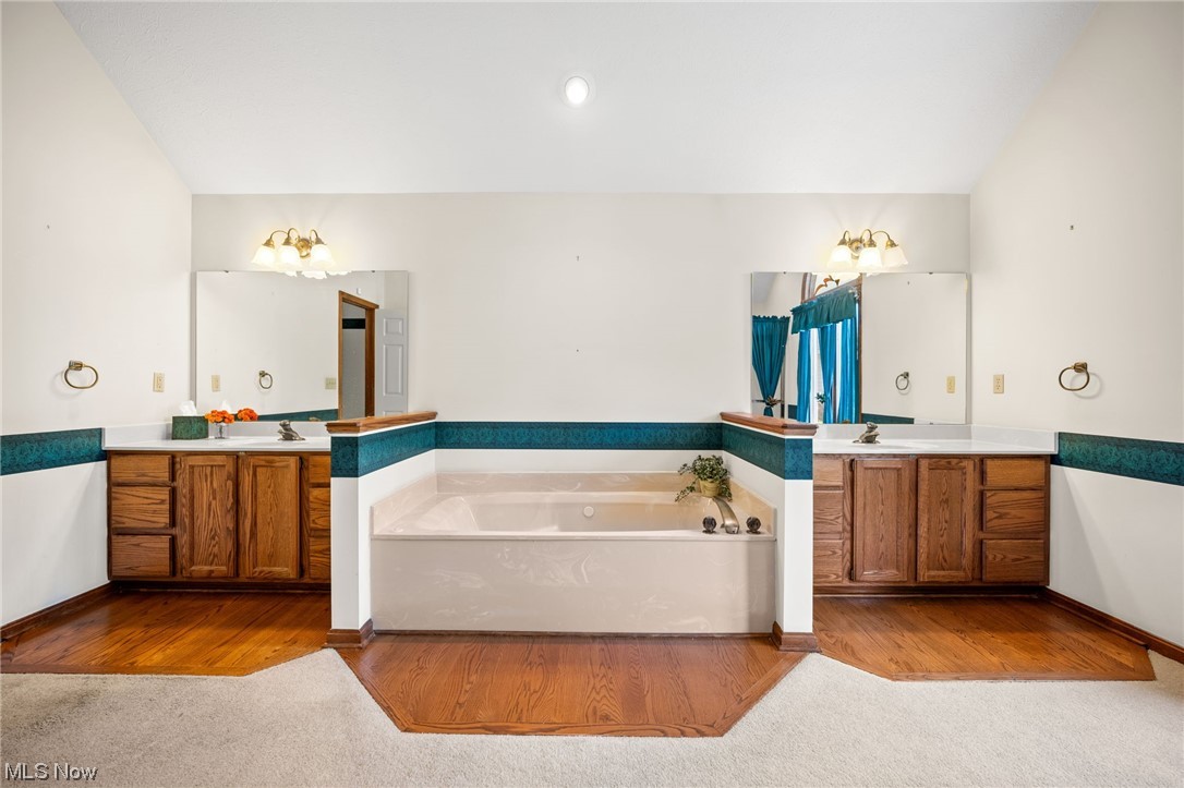 Southampton Woods 01 - Residential